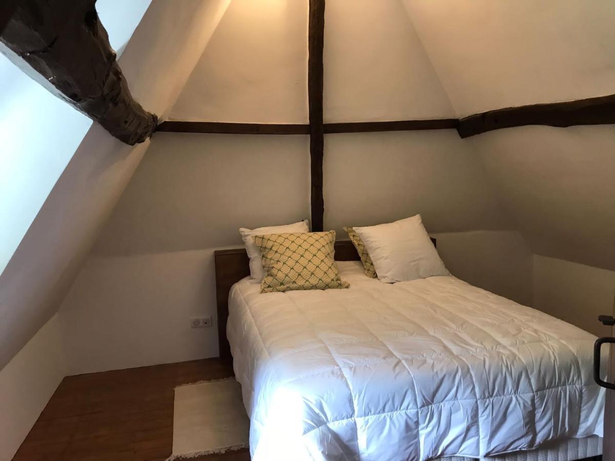 La Gloriette gîte situé Dans La propriété Dun magnifique manoir Vatteville Extérieur photo